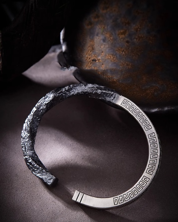 Bracciale Möbius Iron Bones