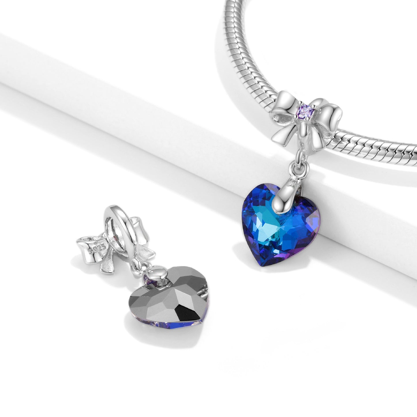 Charm Bow n' Heart Blue